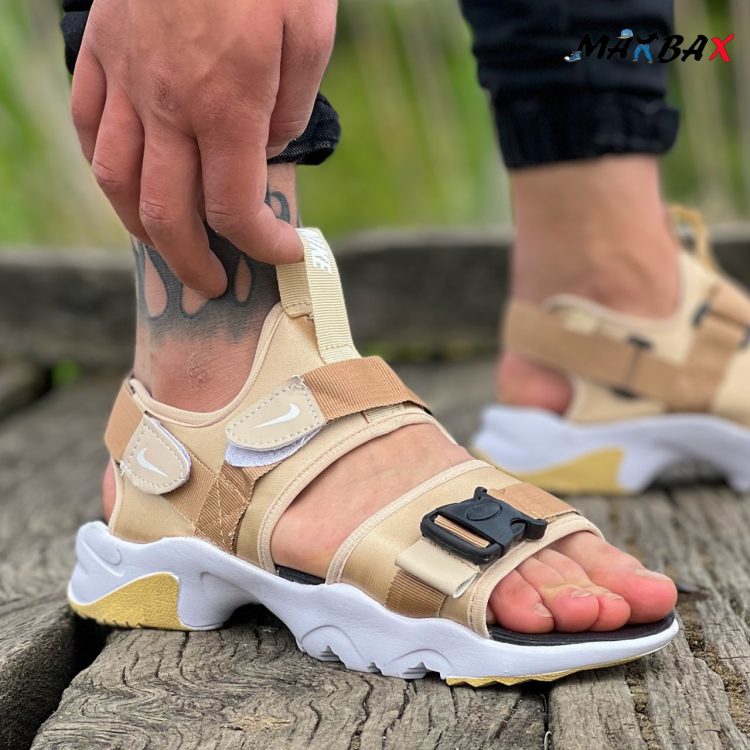 صندل مردانه نایک کرم 7538