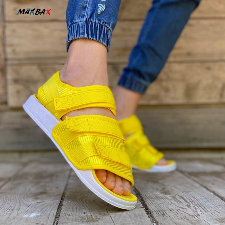 صندل مردانه آدیداس زرد کد 7540