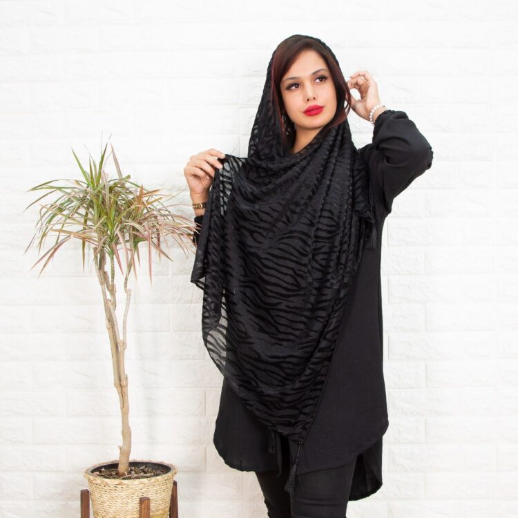 شال مخمل ببری مشکی