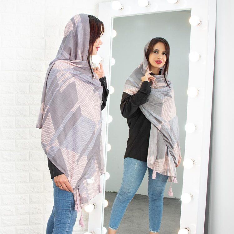 شال دخترانه طرح دار کد 3090