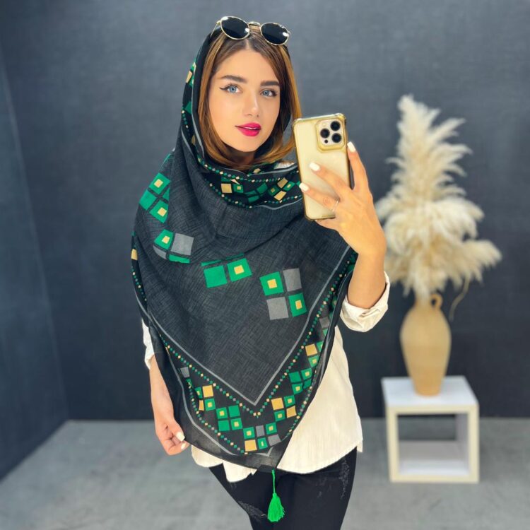 شال طرحدار کد 12400