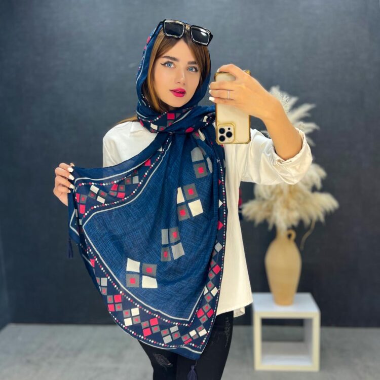 شال طرحدار کد 12400