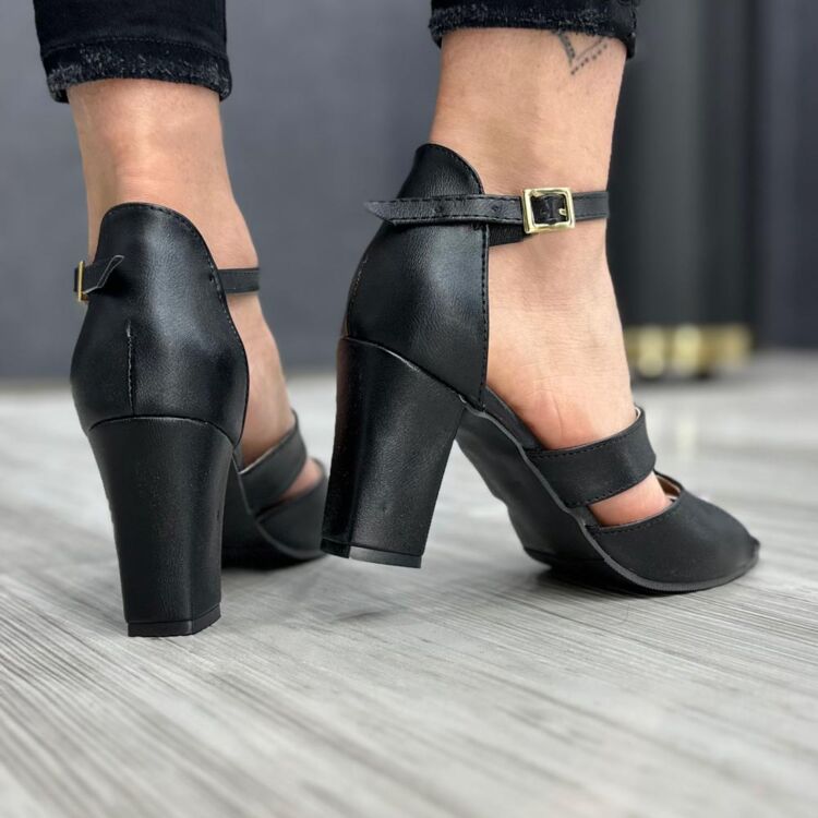 کفش دخترانه مشکی کد 13643