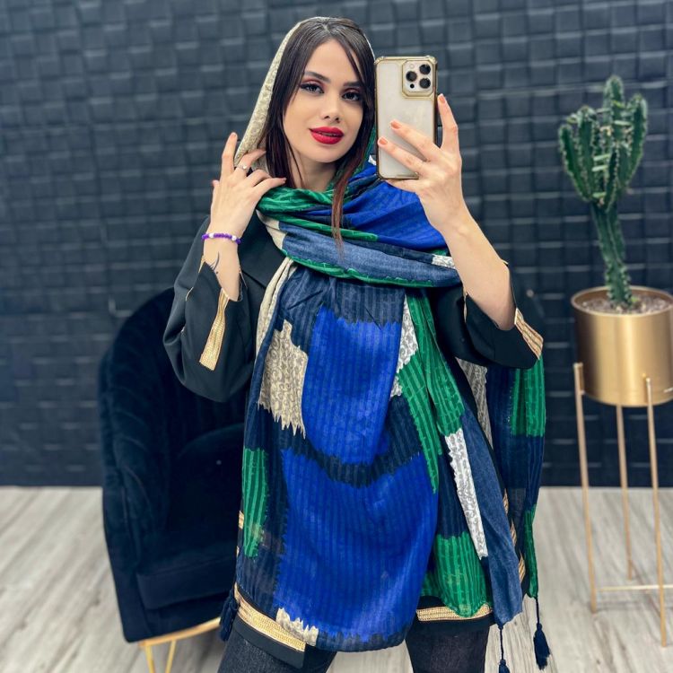 شال طرحدار کد 13948