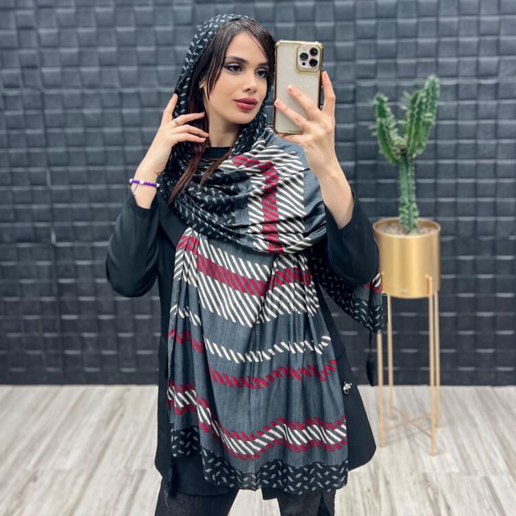 شال طرحدار کد 13947