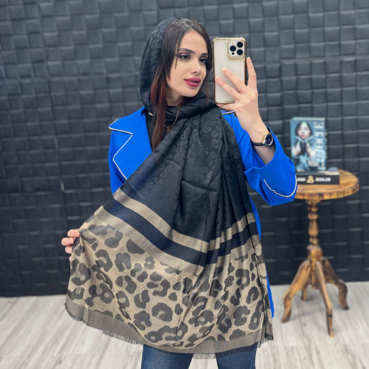 شال طرح پلنگی کد 13952