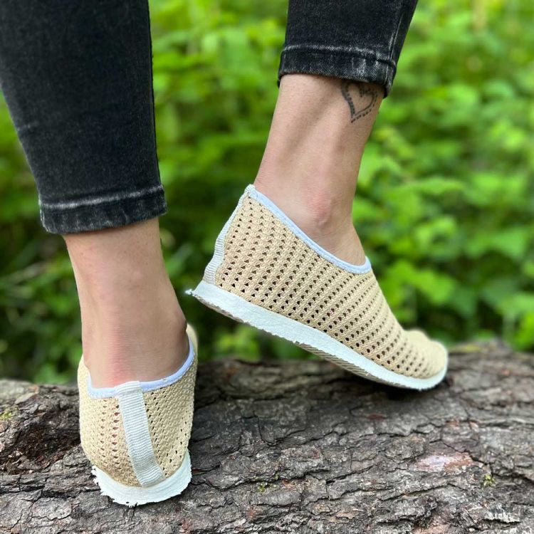 گیوه دخترانه کرم کد 13636