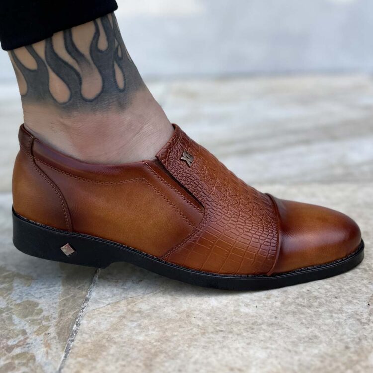کفش مردانه LUXURI قهوه ای کد 16596