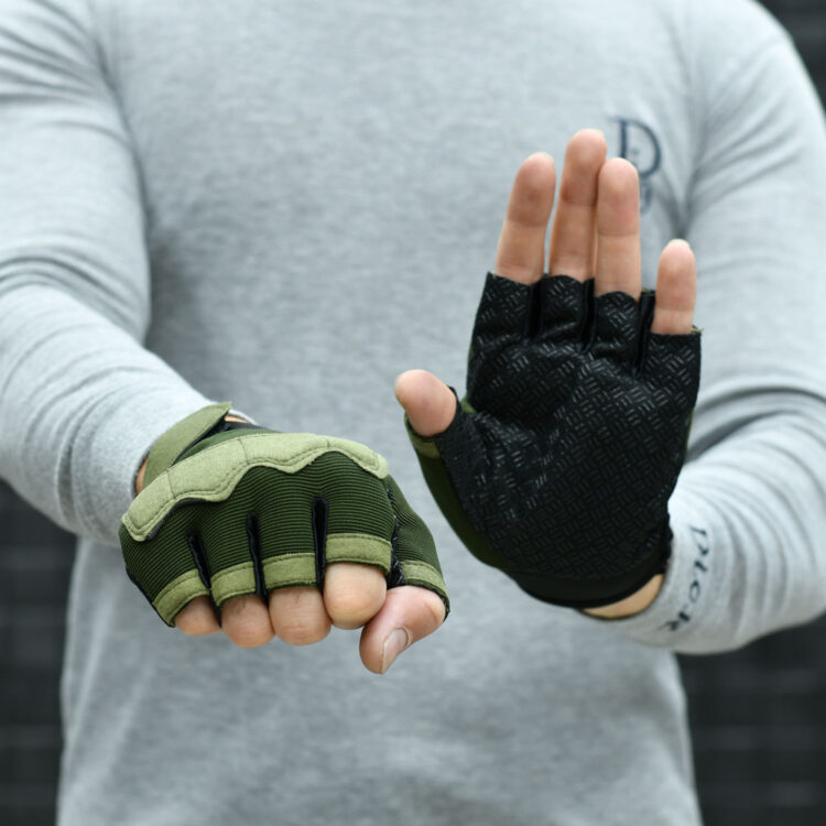 دستکش ورزشی نیم بند کد 17274