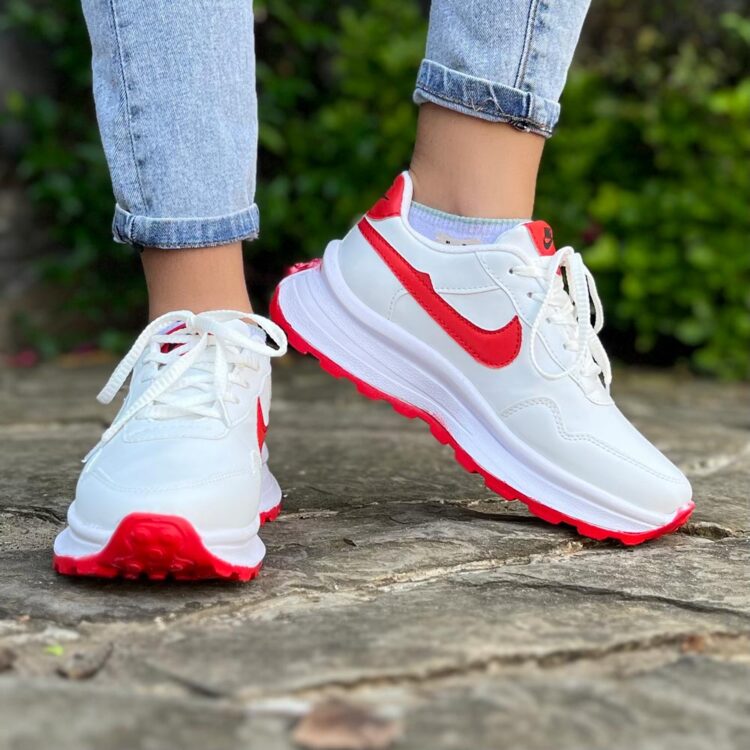 کتانی دخترانه نایک سفید کد 17939