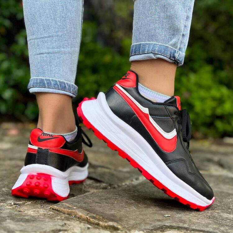 کتانی دخترانه نایک مشکی کد 17944