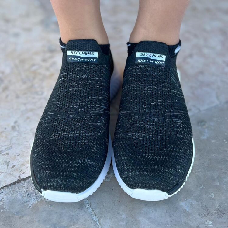 کتانی دخترانه اسکیچرز ذغالی کد 18970