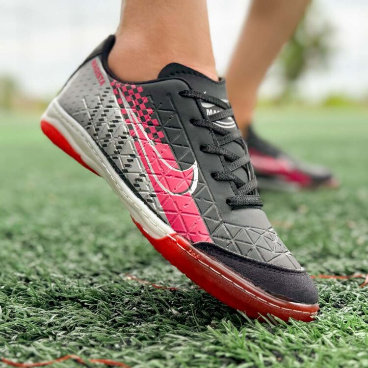 کتانی فوتسال نایک مشکی کد 21577