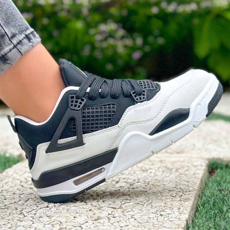 کتانی دخترانه نایک ایر کد 22406