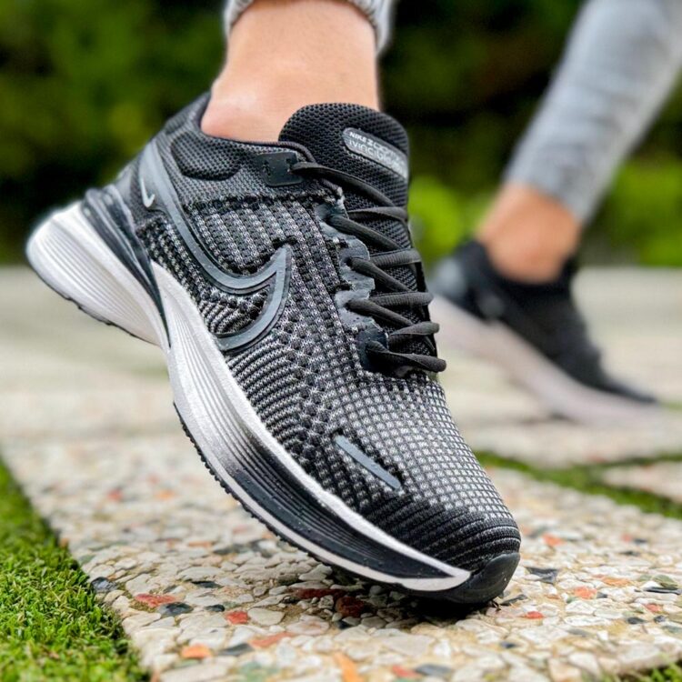 کتانی مردانه نایک مشکی کد 22332