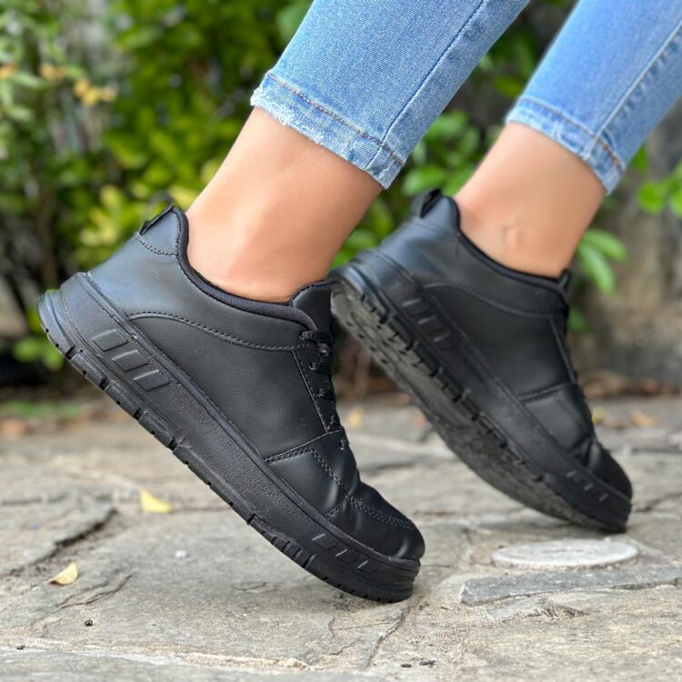 کتانی دخترانه ونس مشکی کد 22782