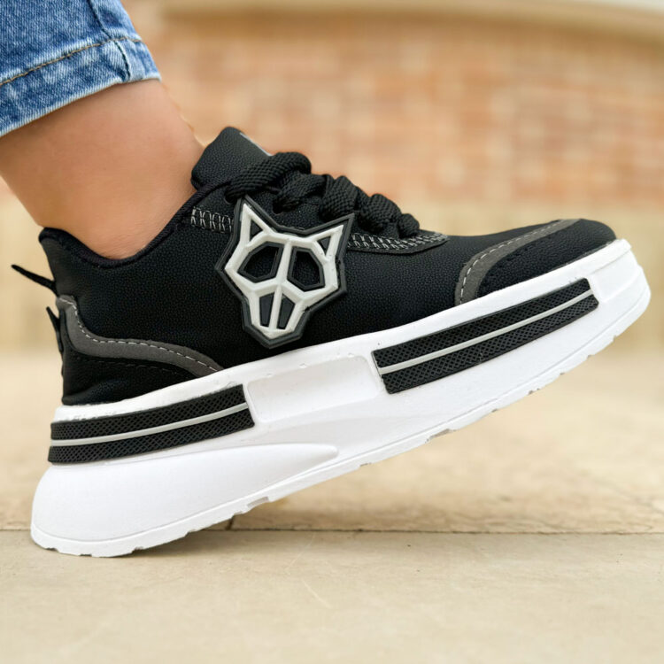 کتانی دخترانه نیکد ولف مشکی کد 18031