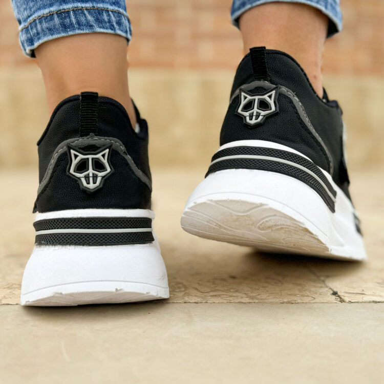 کتانی دخترانه نیکد ولف مشکی کد 18031