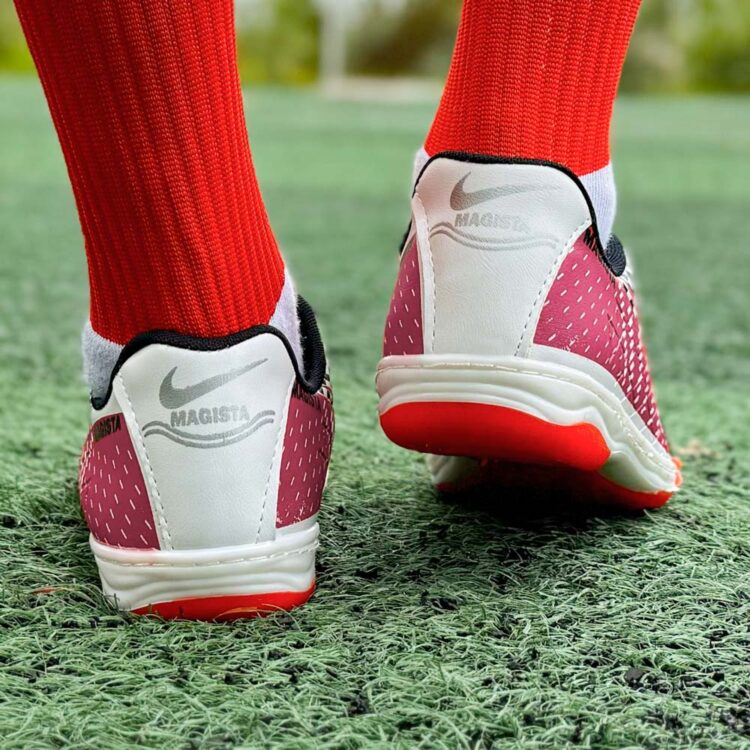 کتانی فوتسال نایک سفید کد 21582