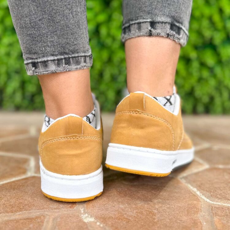 کتانی دخترانه لاگوست عسلی کد 23154