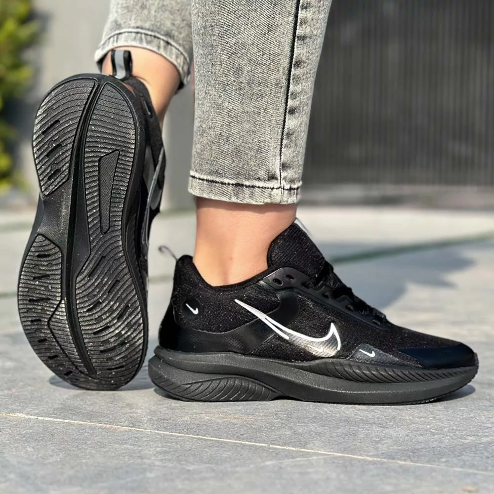 کتانی دخترانه نایک مشکی کد 24619