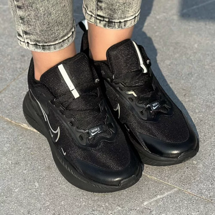 کتانی دخترانه نایک مشکی کد 24619