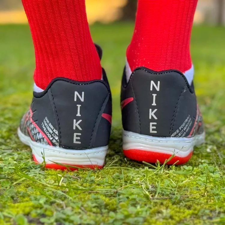 کتانی فوتسال نایک ایر مشکی کد 25009