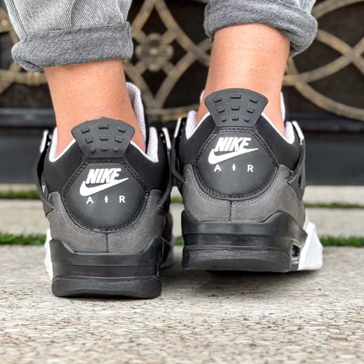 کتانی مردانه نایک ایر جردن 4 مشکی کد 24892