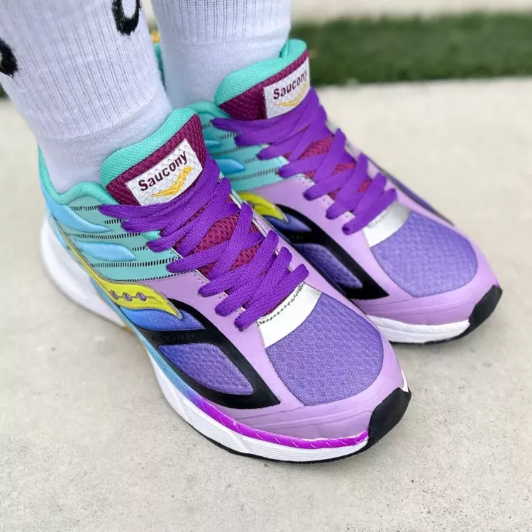 کتانی دخترانه Saucony بنفش کد 25835