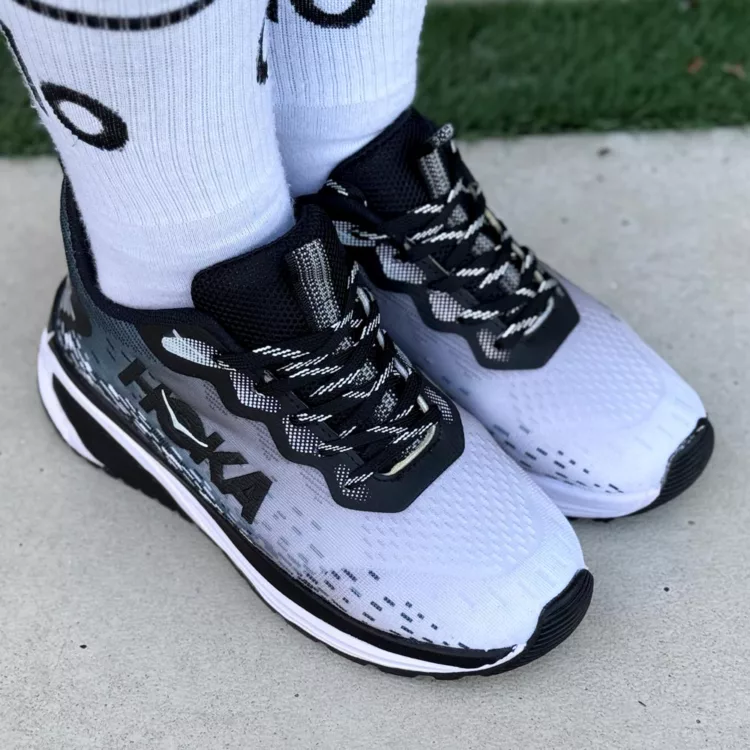 کتانی دخترانه هوکا مشکی کد 26187