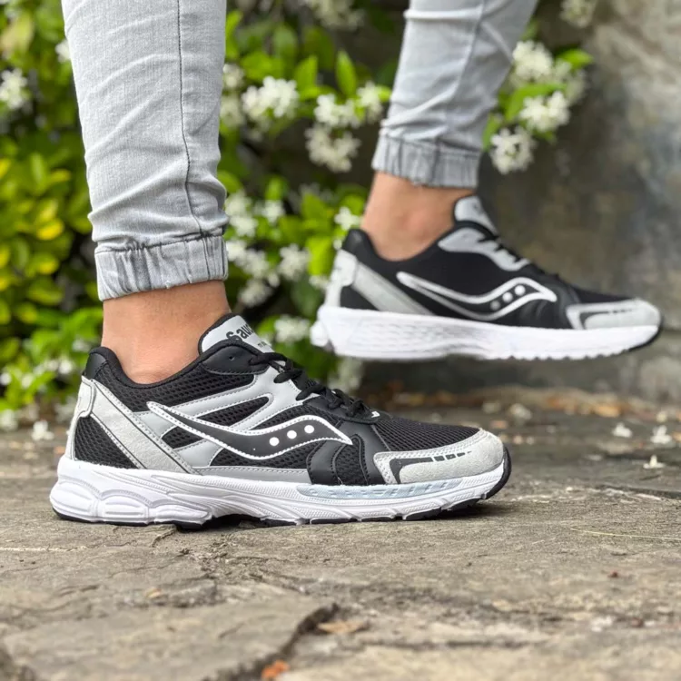 کتانی مردانه ساکونی مشکی کد 26160