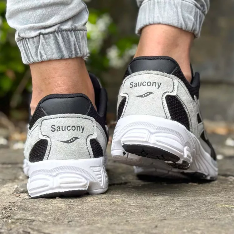 کتانی مردانه ساکونی مشکی کد 26160