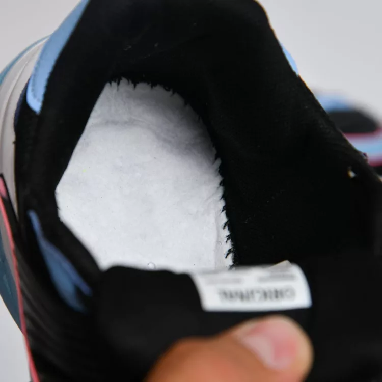 کتانی میانه نایک V2K مشکی کد 28096