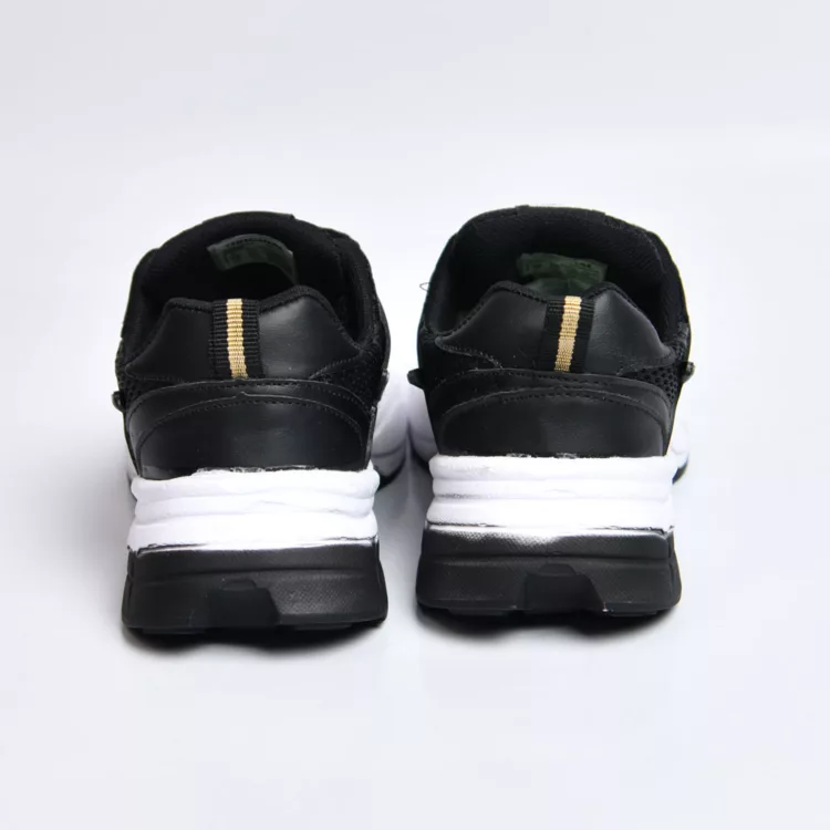 کتانی میانه نایک V2K مشکی کد 28094