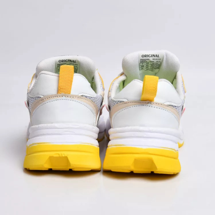 کتانی میانه نایک V2K سفید کد 28092