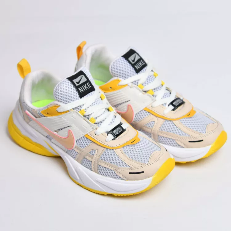 کتانی میانه نایک V2K سفید کد 28092