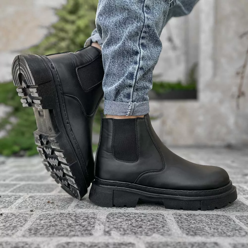 بوت مردانه مشکی کد 28195