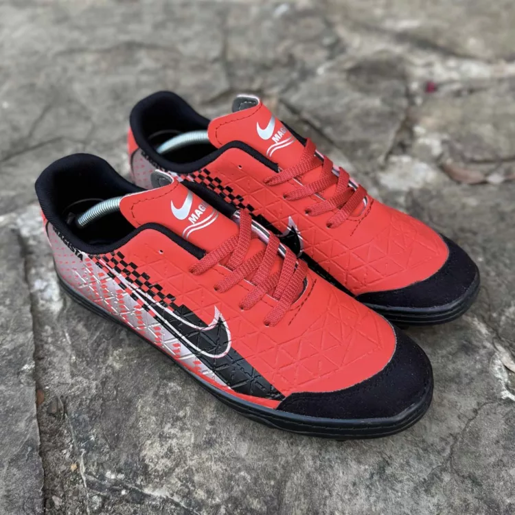 کتانی فوتبال استوک دار نایک قرمز کد 27631