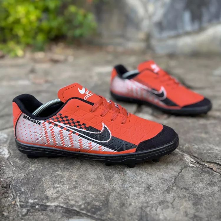 کتانی فوتبال استوک دار نایک قرمز کد 27631