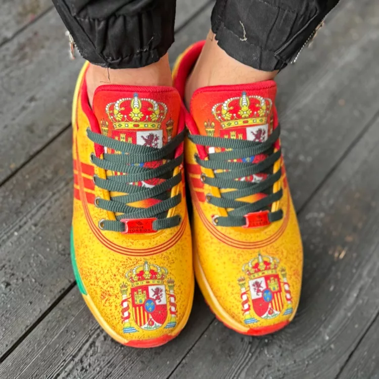 کتانی مردانه آدیداس ZX پرتقالی کد 28257