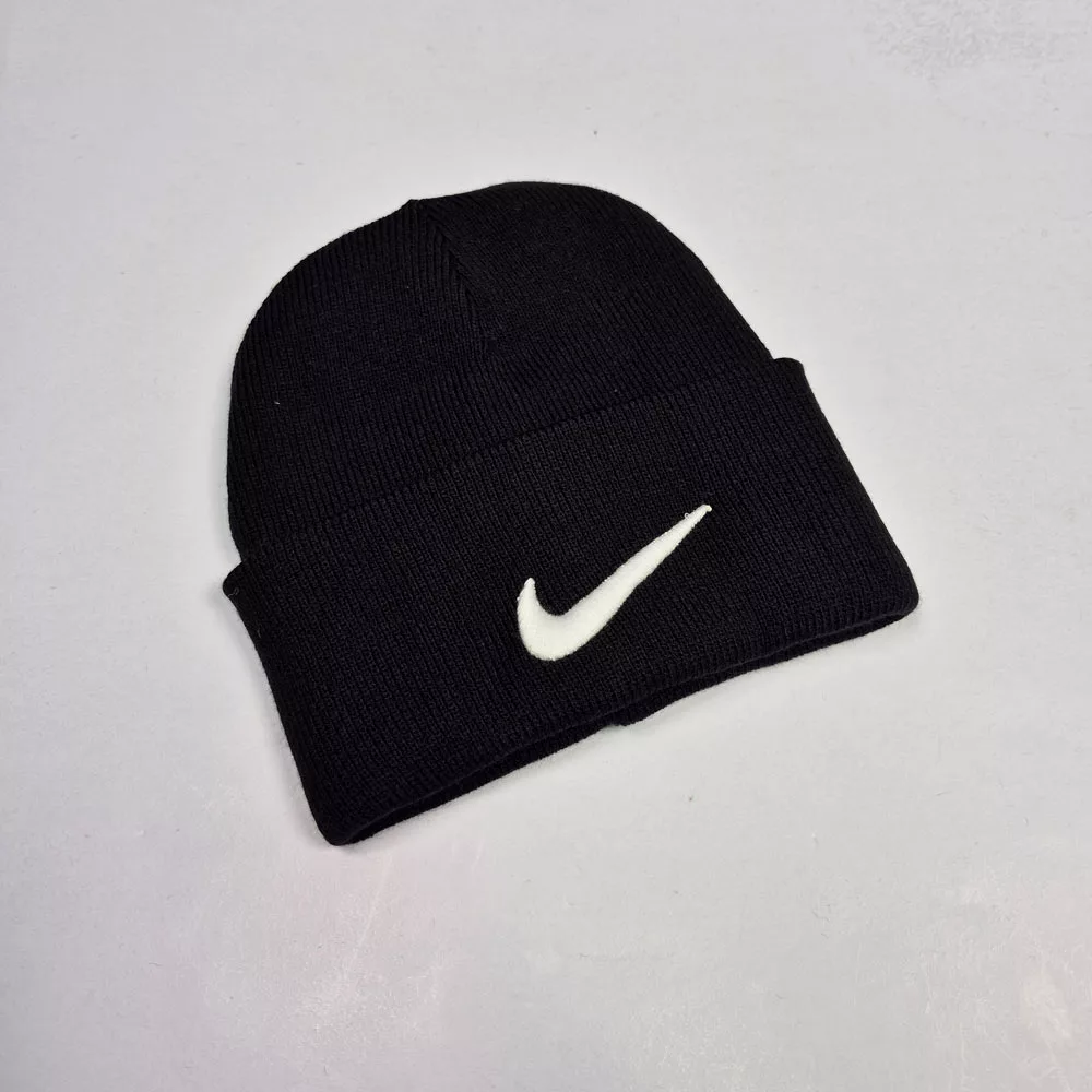کلاه بافت نایک
