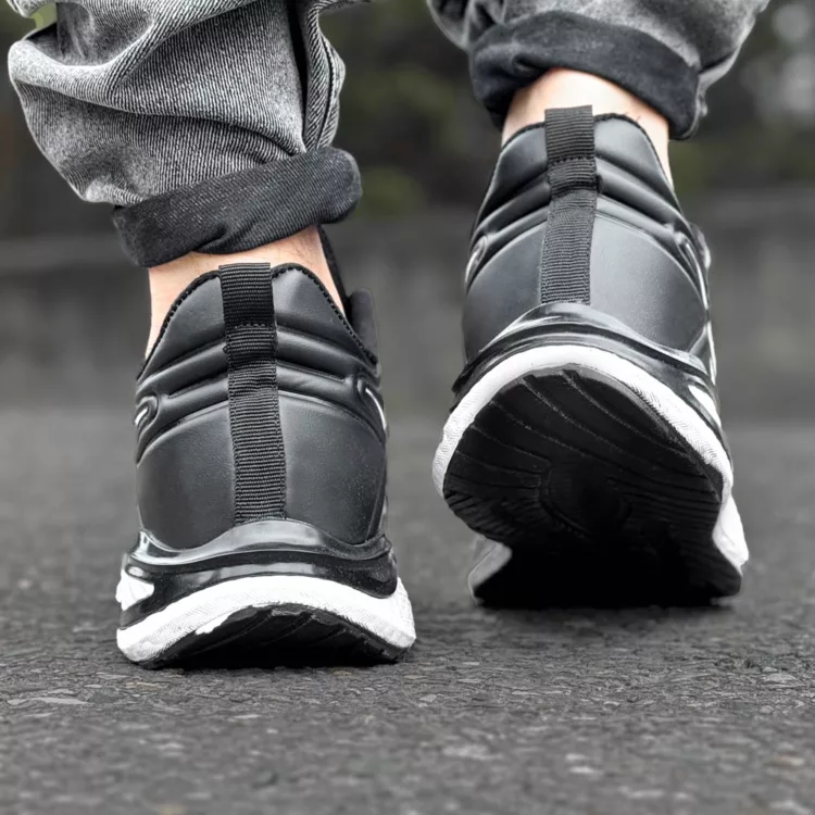 کتانی مردانه saucony مشکی کد 28652