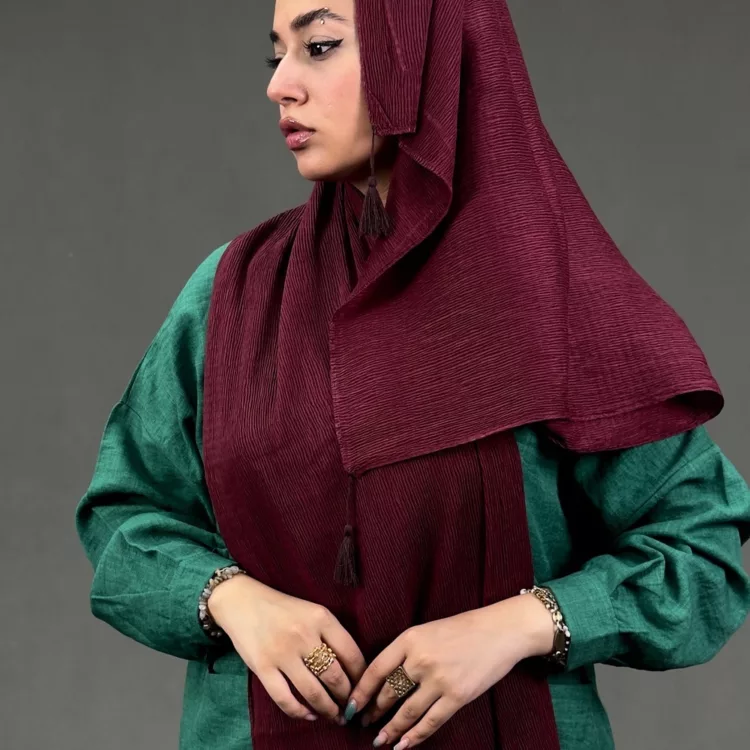 شال منگوله دار دخترانه زرشکی کد 25184